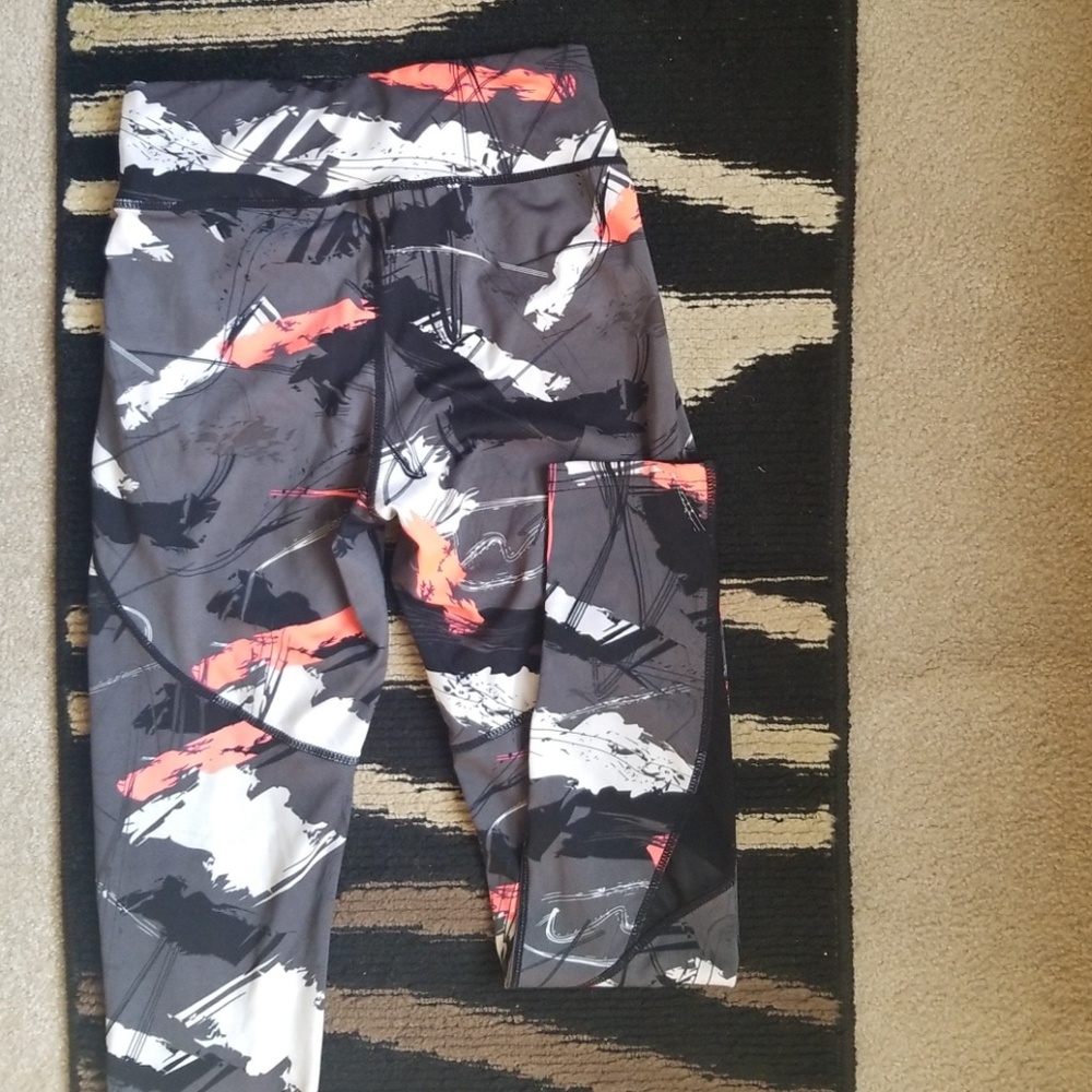 Colorful mesh thigh and calf work out leggins